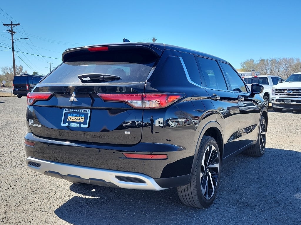2022 Mitsubishi Outlander Black Edition