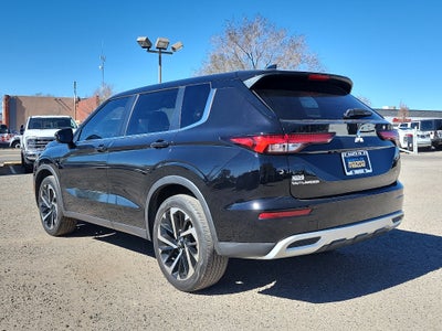 2022 Mitsubishi Outlander Black Edition