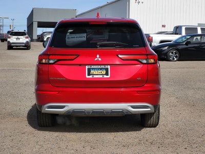 2024 Mitsubishi Outlander SE