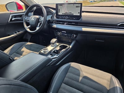 2025 Mitsubishi Outlander Trail Edition