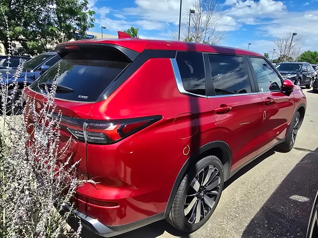 2025 Mitsubishi Outlander Trail Edition