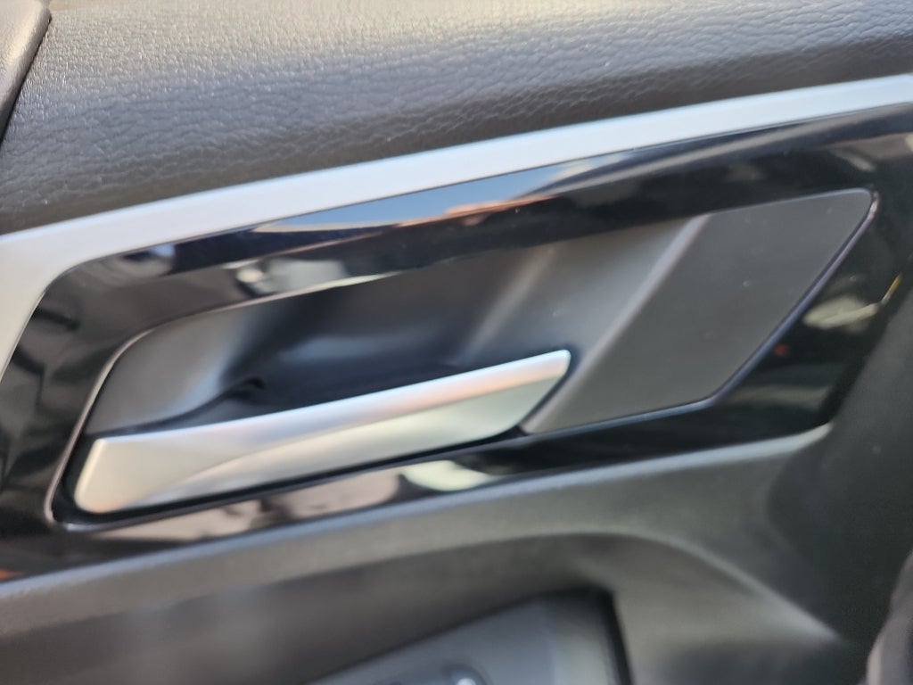 2024 Mitsubishi Outlander SE Black Edition w/Pano Roof