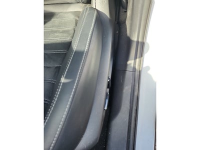 2024 Mitsubishi Outlander SE Black Edition w/Pano Roof