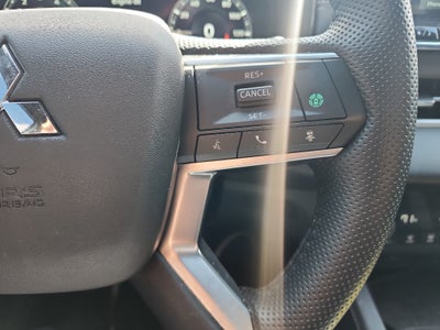 2024 Mitsubishi Outlander SE Black Edition w/Pano Roof
