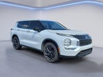 2024 Mitsubishi Outlander SE Black Edition w/Pano Roof