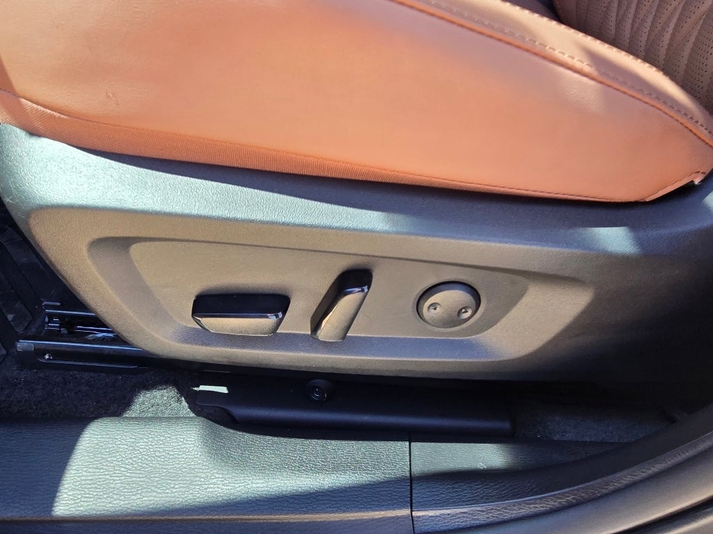 2026 Mitsubishi Outlander Black Edition