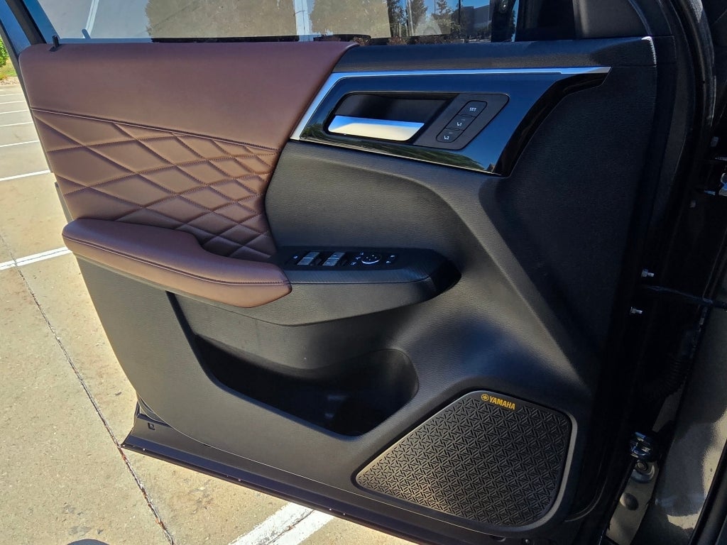 2026 Mitsubishi Outlander Black Edition