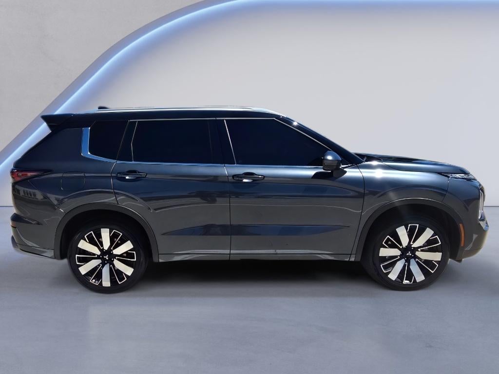 2026 Mitsubishi Outlander Black Edition