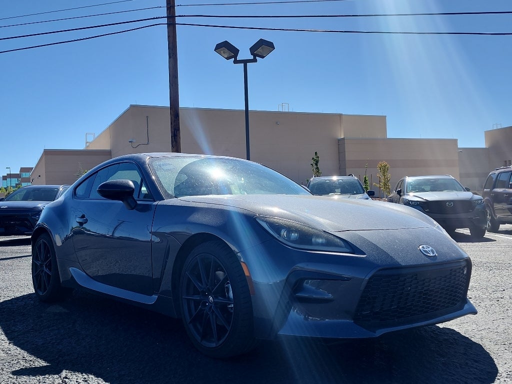2025 Toyota GR86 Premium