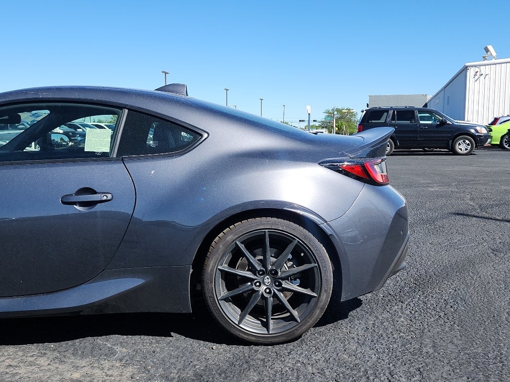 2025 Toyota GR86 Premium