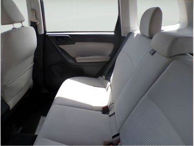 2016 Subaru Forester 2.5i