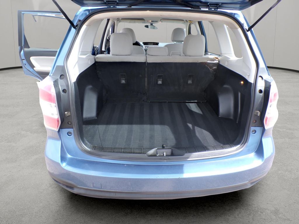 2016 Subaru Forester 2.5i