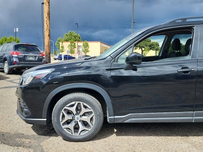 2022 Subaru Forester Premium