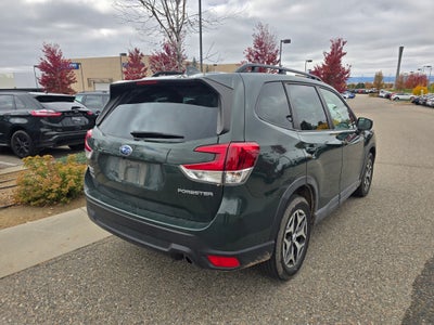 2023 Subaru Forester Premium