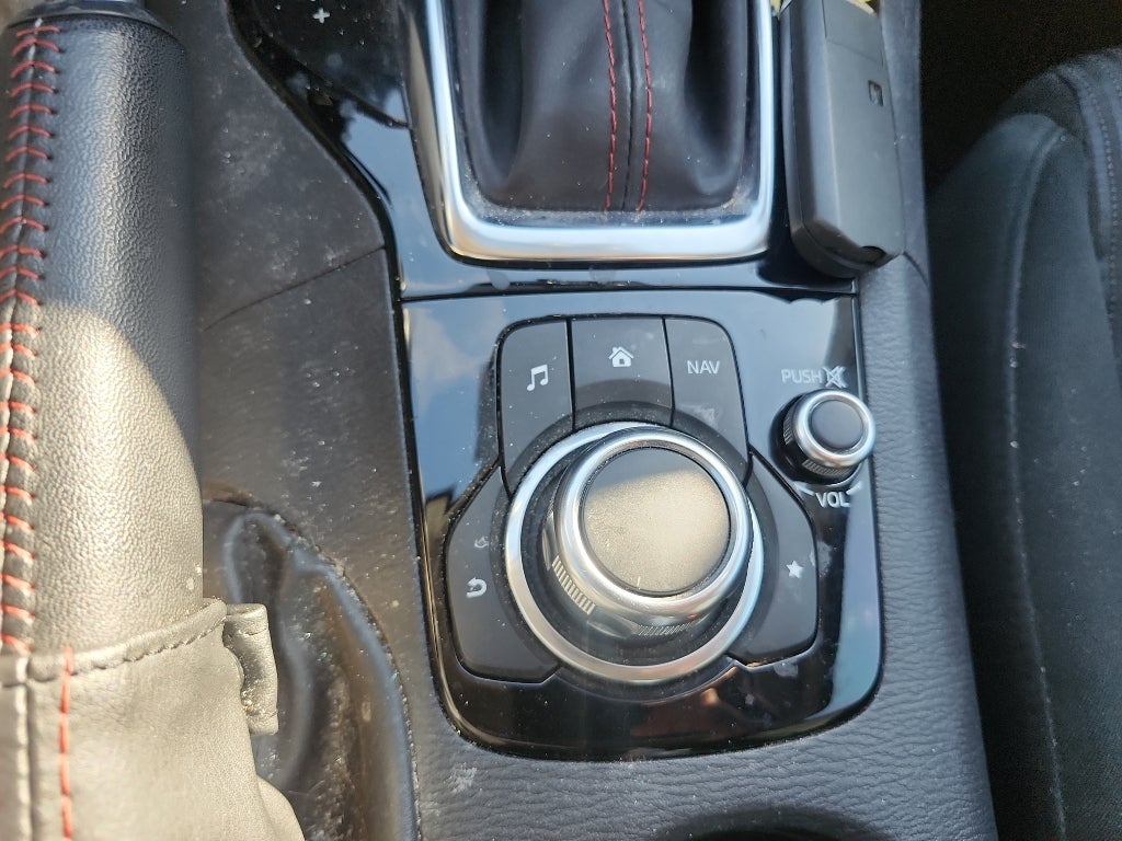 2016 Mazda Mazda3 i Touring