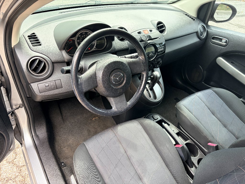 2014 Mazda Mazda2 Sport