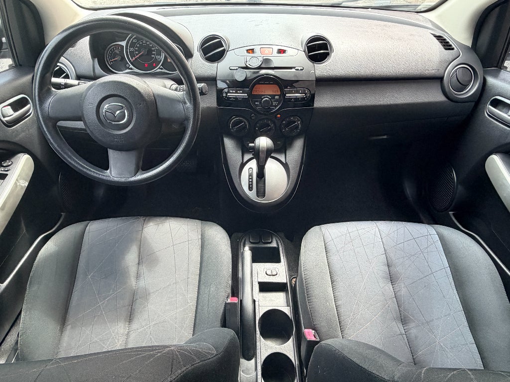 2014 Mazda Mazda2 Sport