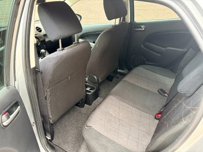 2014 Mazda Mazda2 Sport