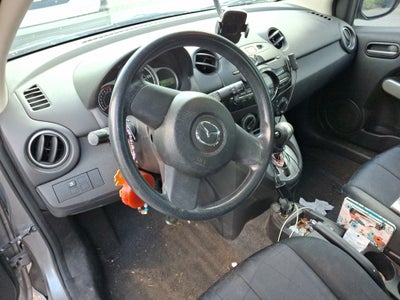 2014 Mazda Mazda2 Sport