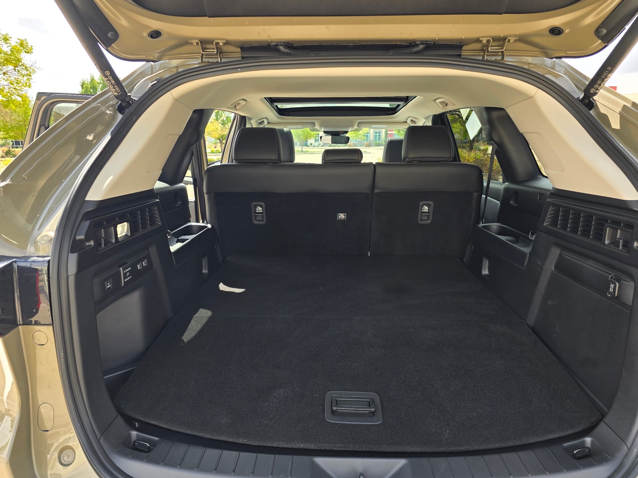 2025 Mazda Mazda CX-70 PHEV Premium Package