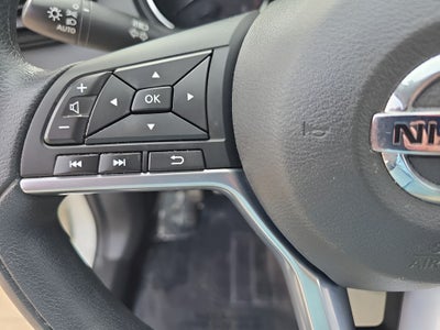 2022 Nissan Rogue Sport SV