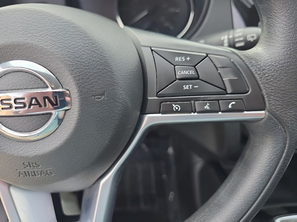 2022 Nissan Rogue Sport SV