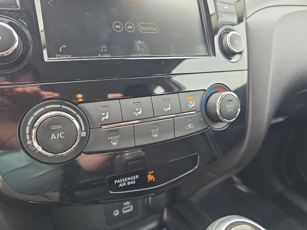 2022 Nissan Rogue Sport SV