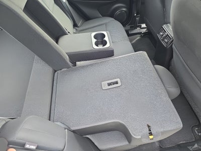 2022 Nissan Rogue Sport SV