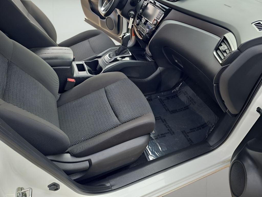 2022 Nissan Rogue Sport SV