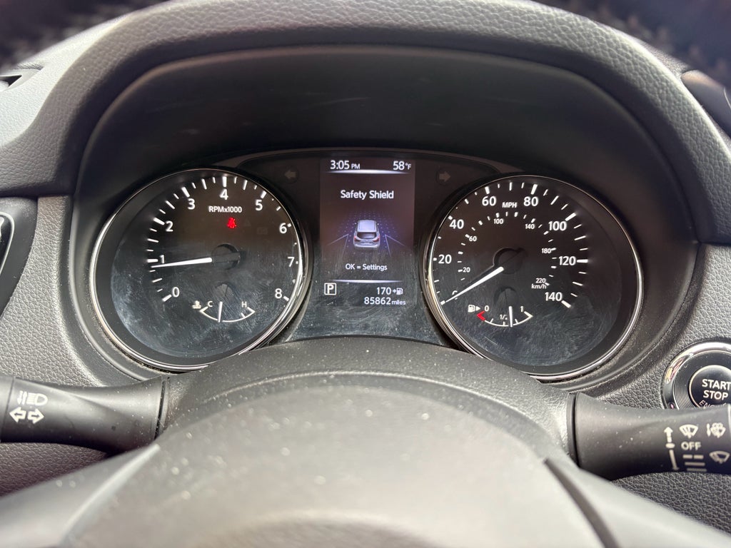 2017 Nissan Rogue Sport SV