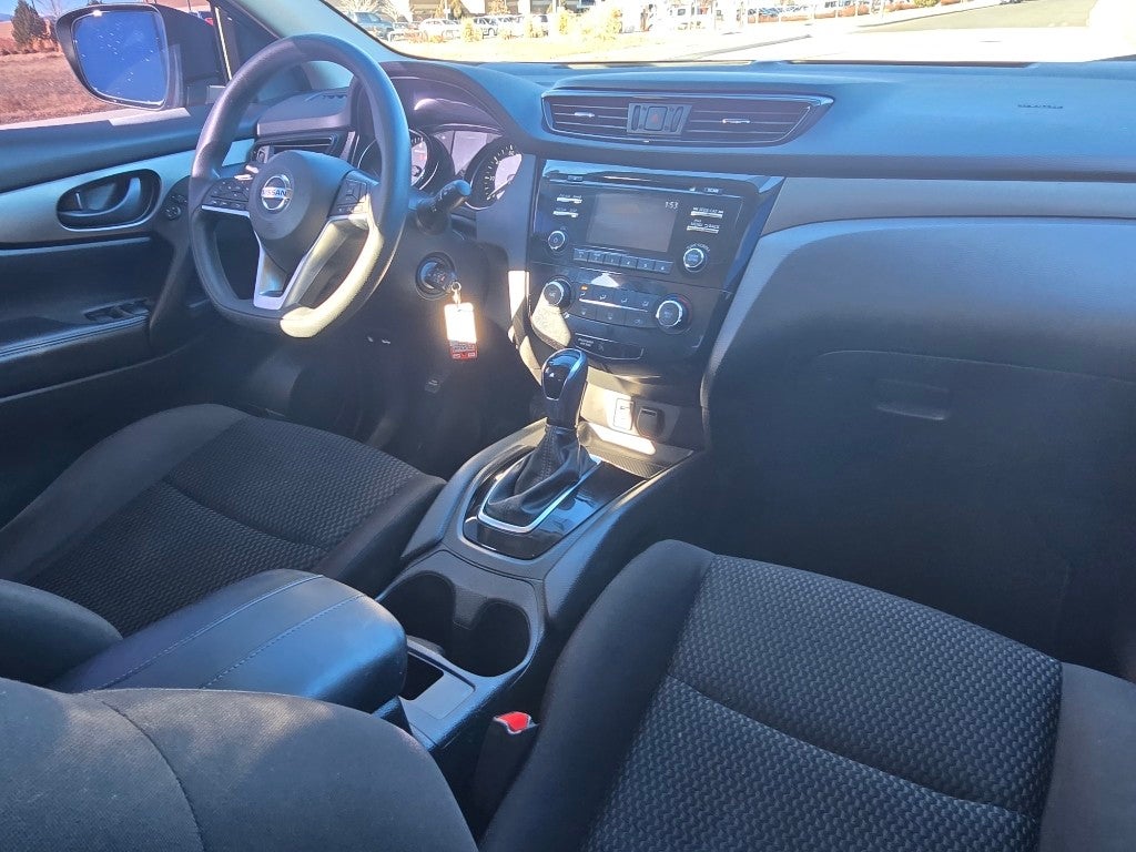 2017 Nissan Rogue Sport S