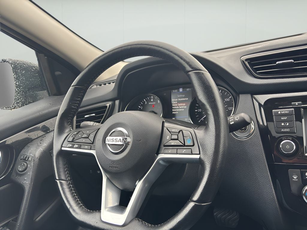 2022 Nissan Rogue Sport SL
