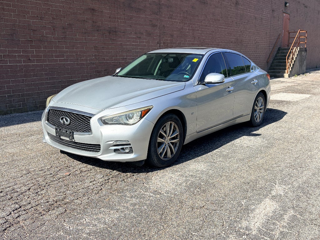 2015 INFINITI Q50 Premium