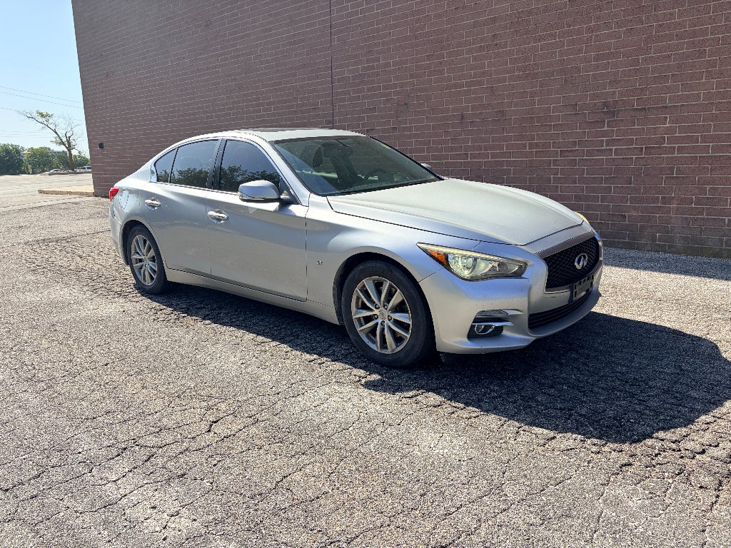 2015 INFINITI Q50 Premium