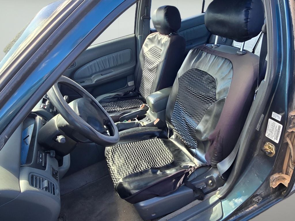 1999 Nissan Maxima Base