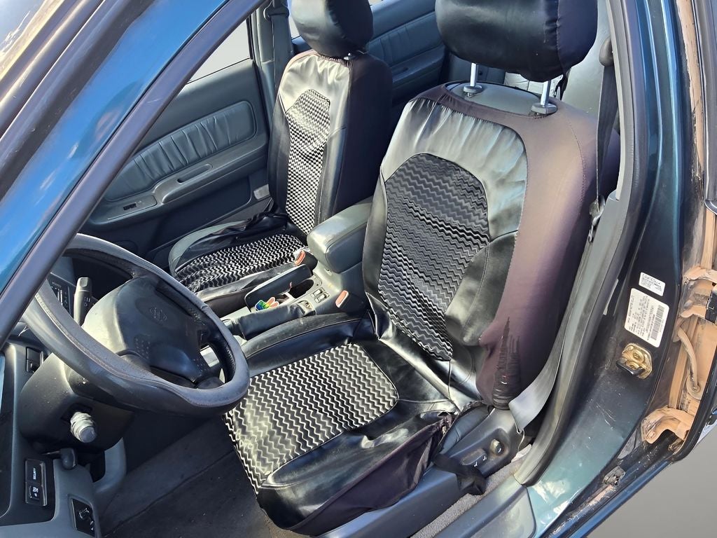 1999 Nissan Maxima Base
