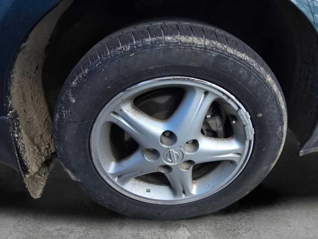 1999 Nissan Maxima Base