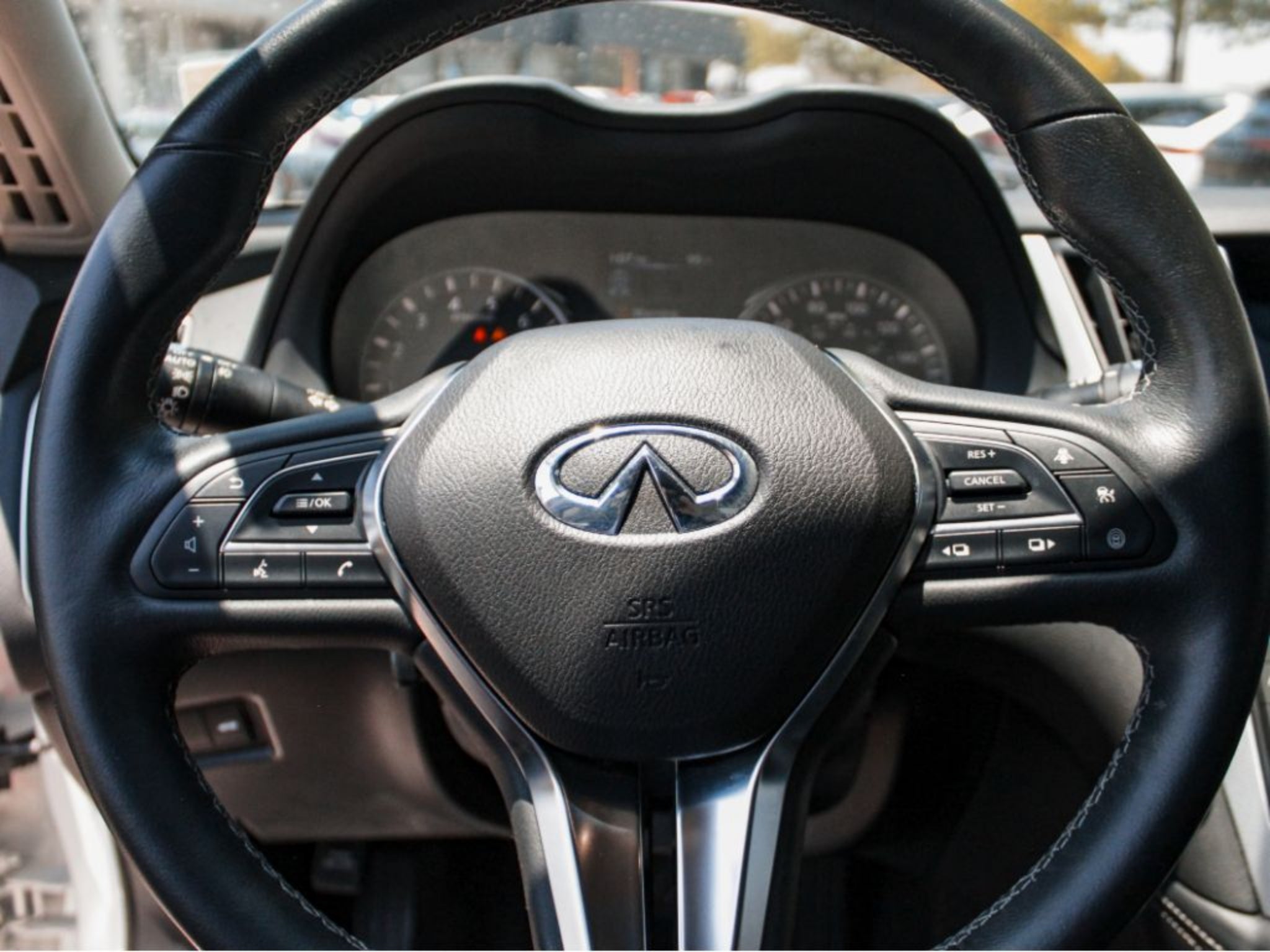 2023 INFINITI Q50 LUXE