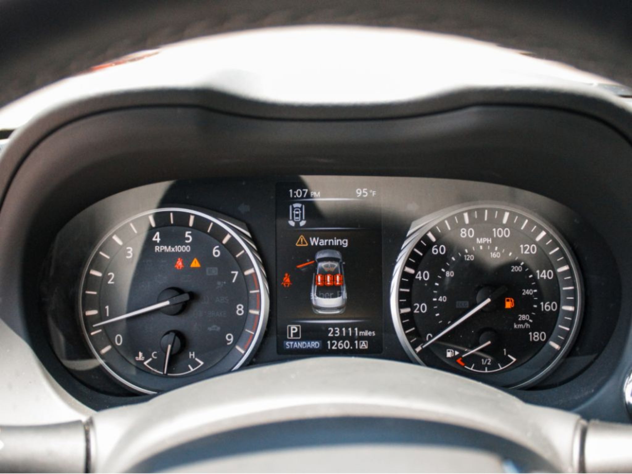 2023 INFINITI Q50 LUXE