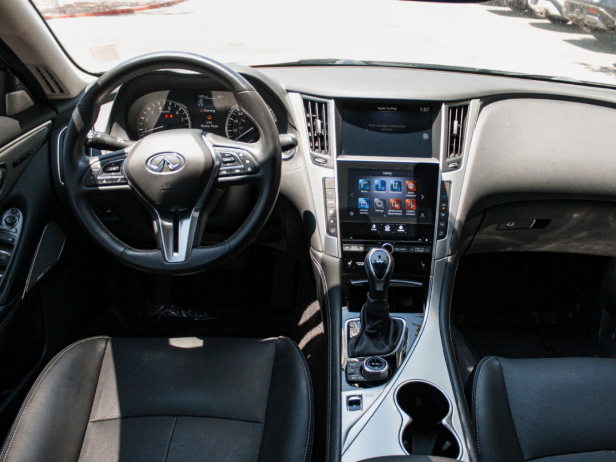 2023 INFINITI Q50 LUXE