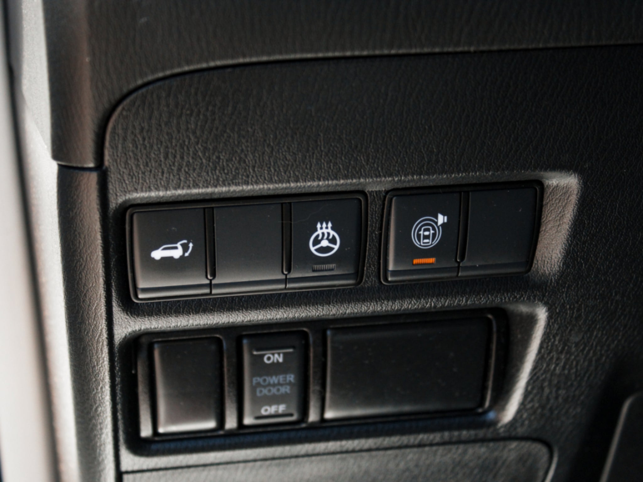 2023 INFINITI QX80 LUXE
