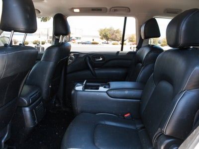 2023 INFINITI QX80 LUXE