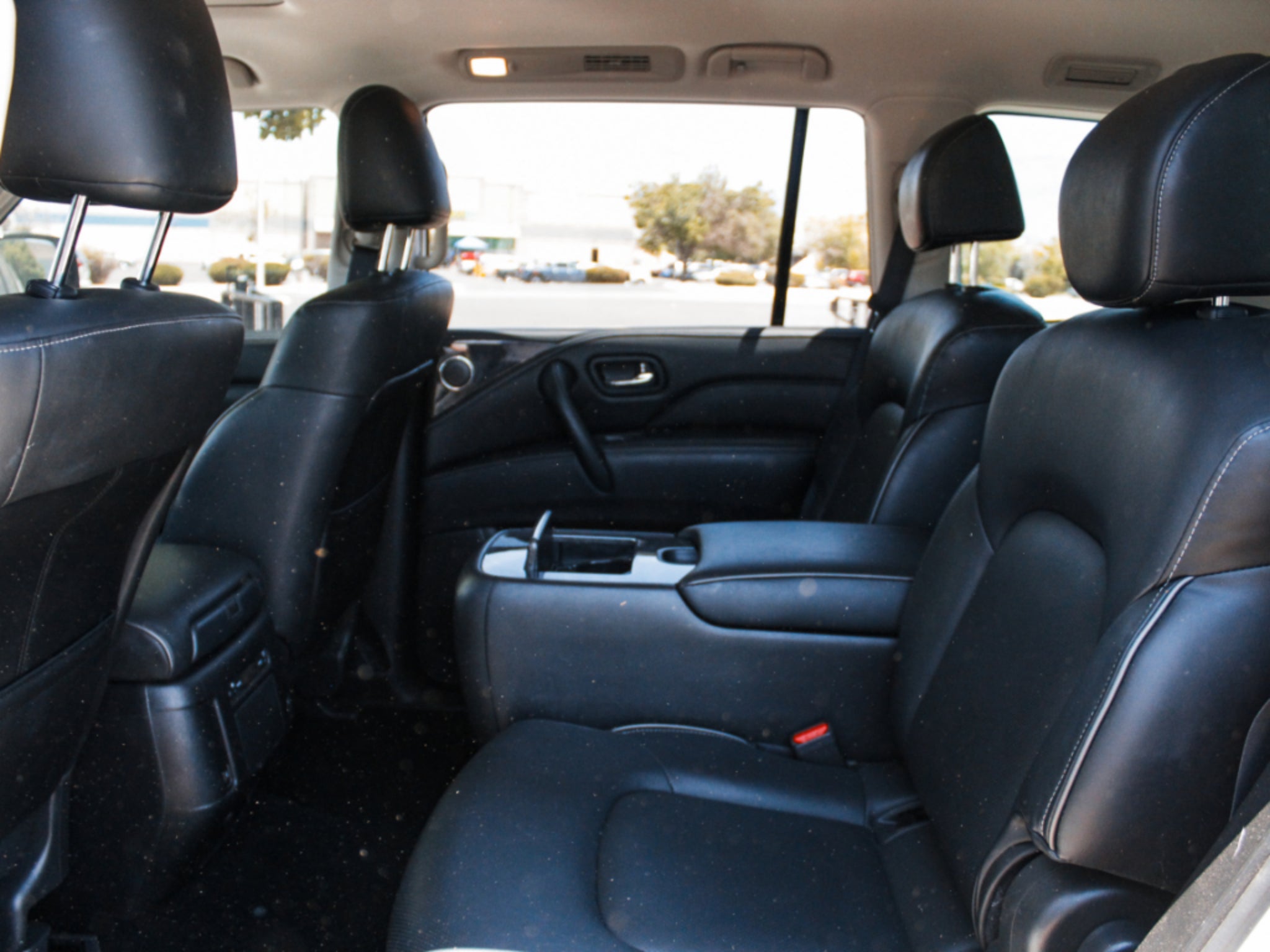2023 INFINITI QX80 LUXE