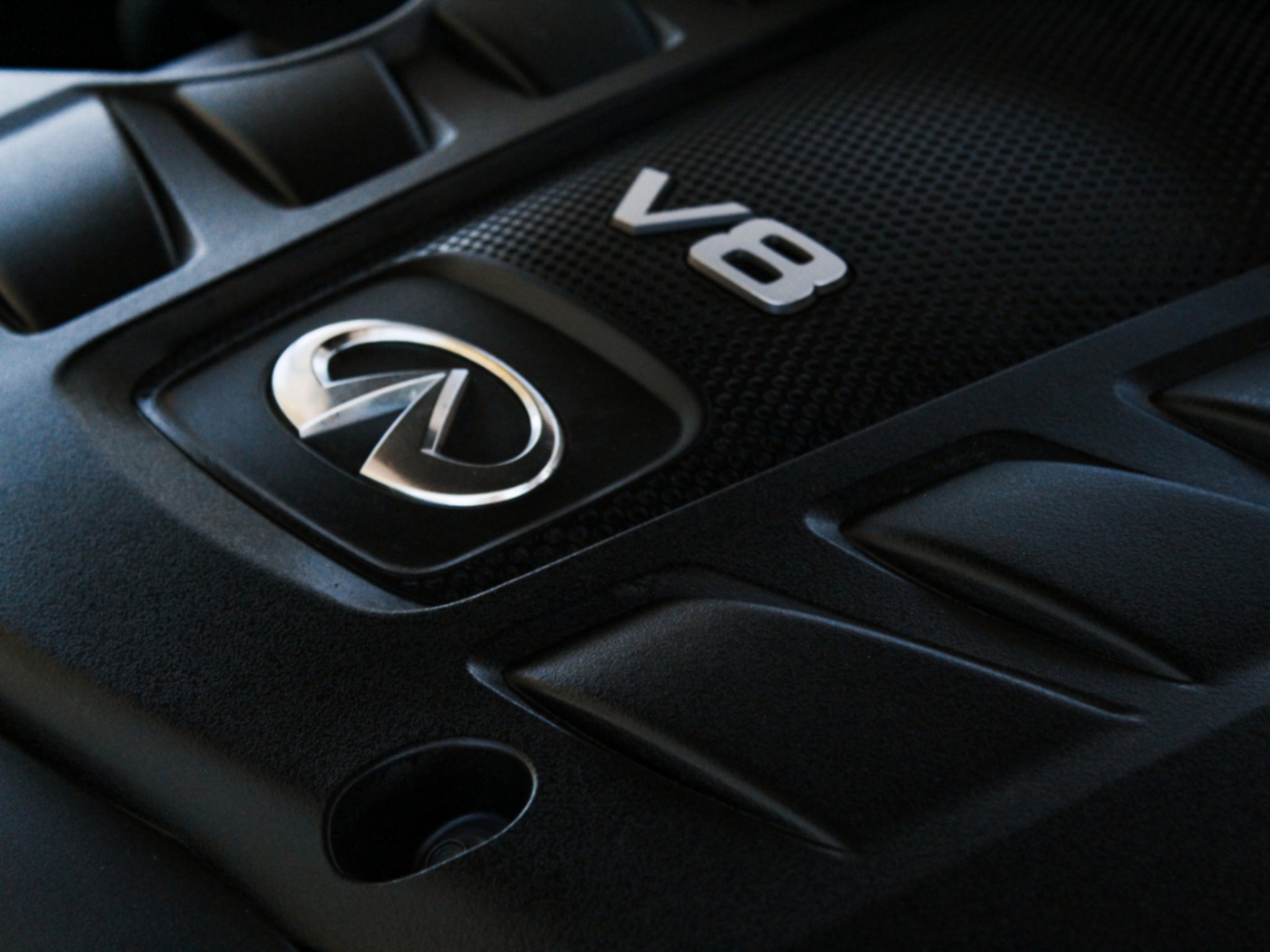 2023 INFINITI QX80 LUXE