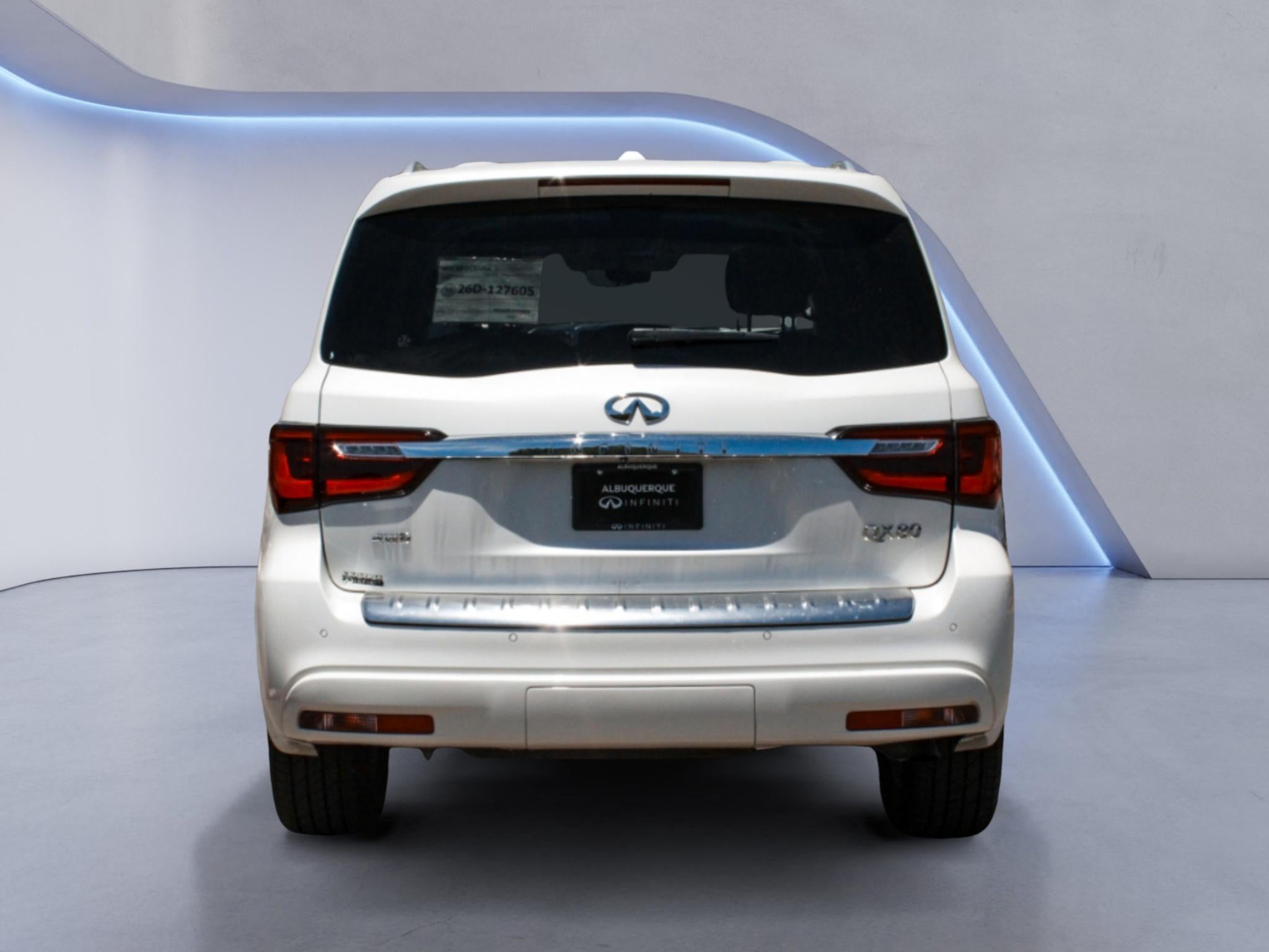 2023 INFINITI QX80 LUXE