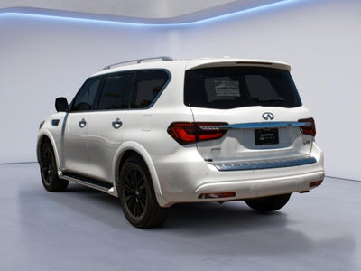 2023 INFINITI QX80 LUXE