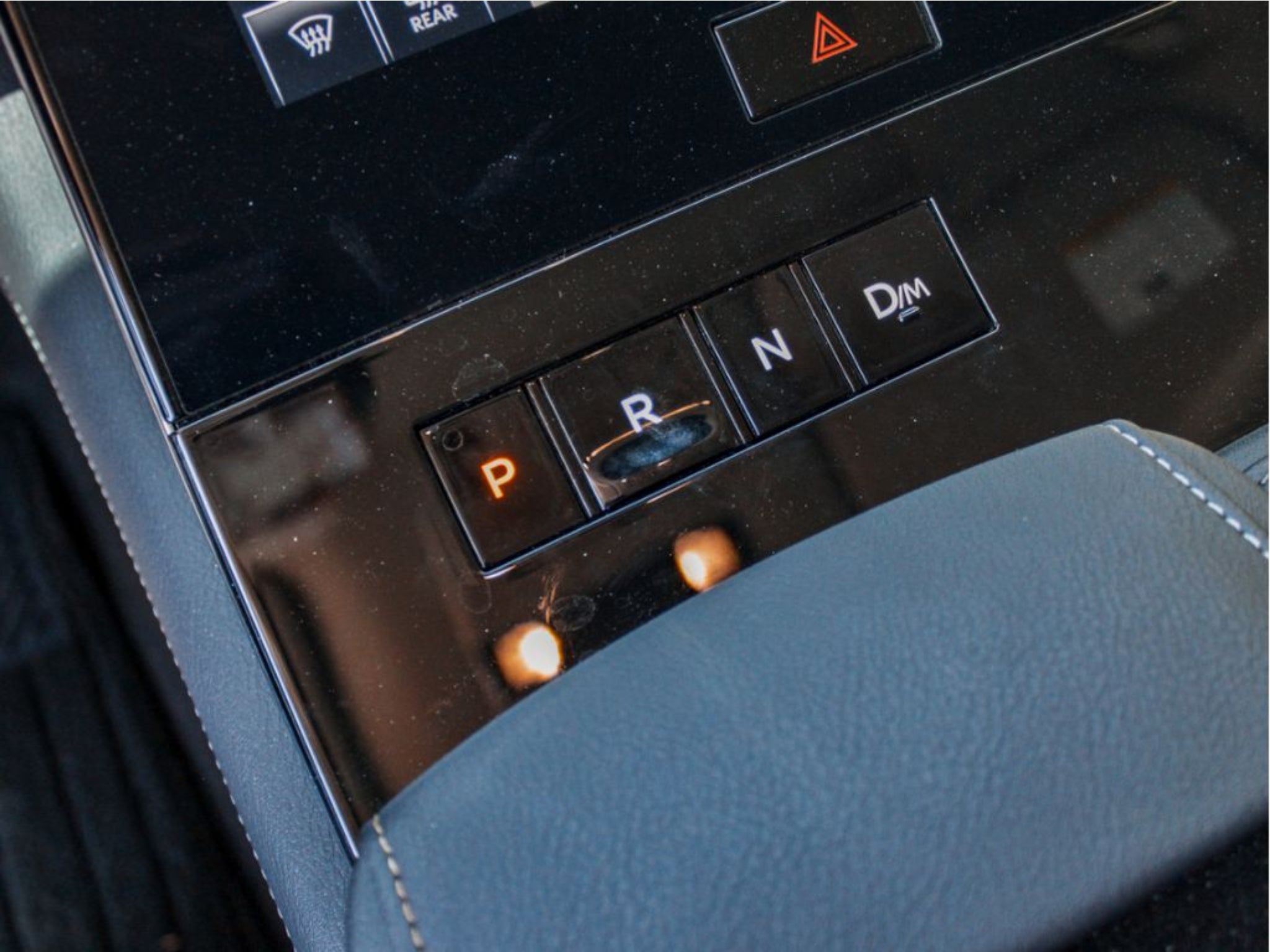2025 INFINITI QX80 PURE