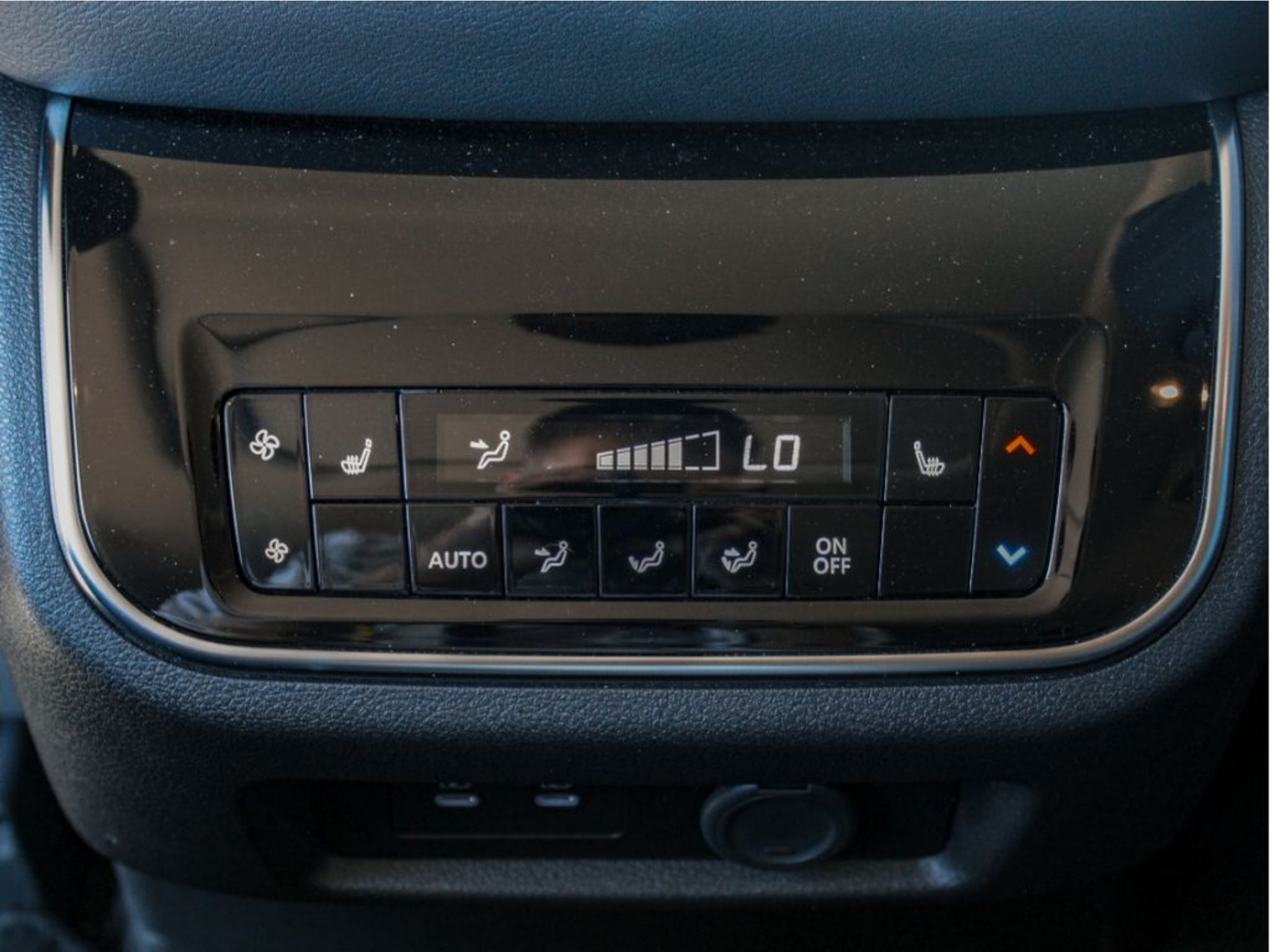 2025 INFINITI QX80 PURE
