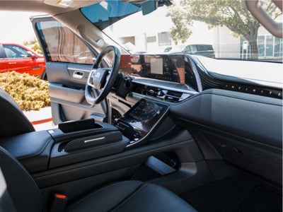 2025 INFINITI QX80 PURE