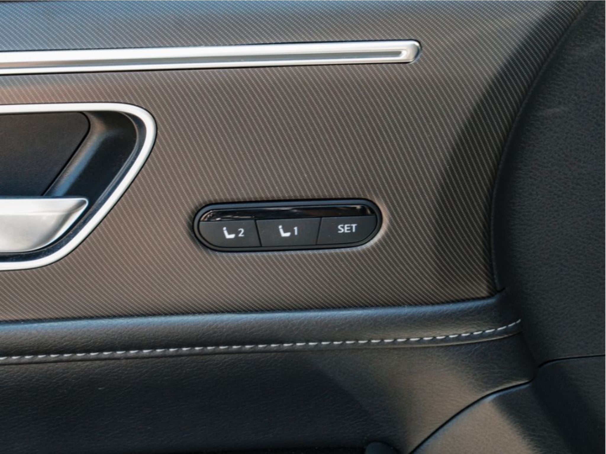 2025 INFINITI QX80 PURE